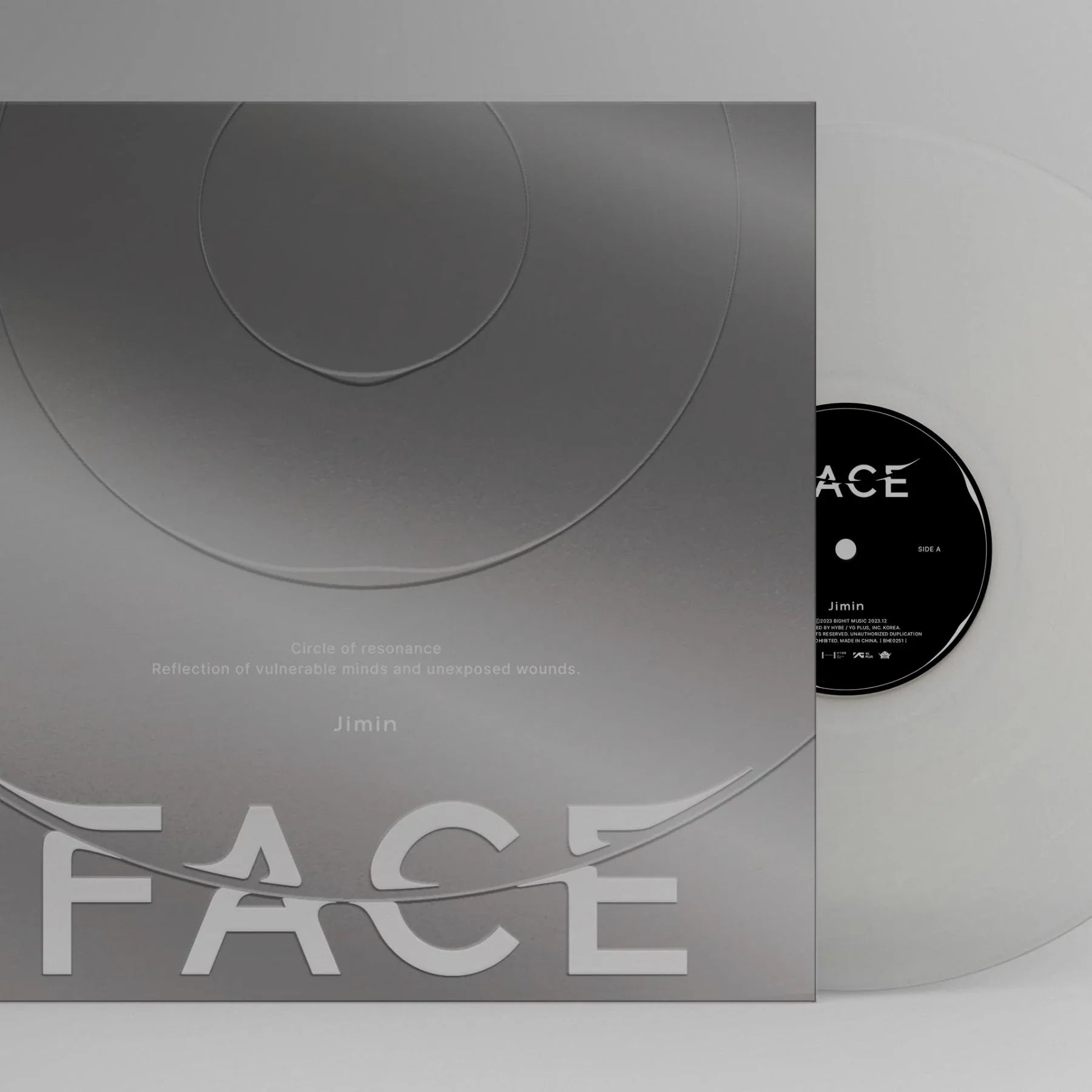 ALBUMS AND VINYLS