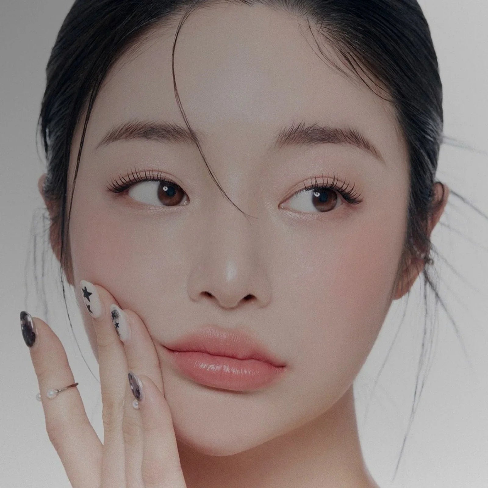 MAKEUP