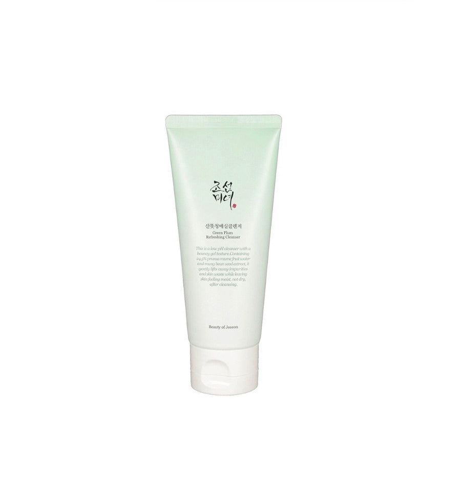 Green Plum Refreshing Cleanser