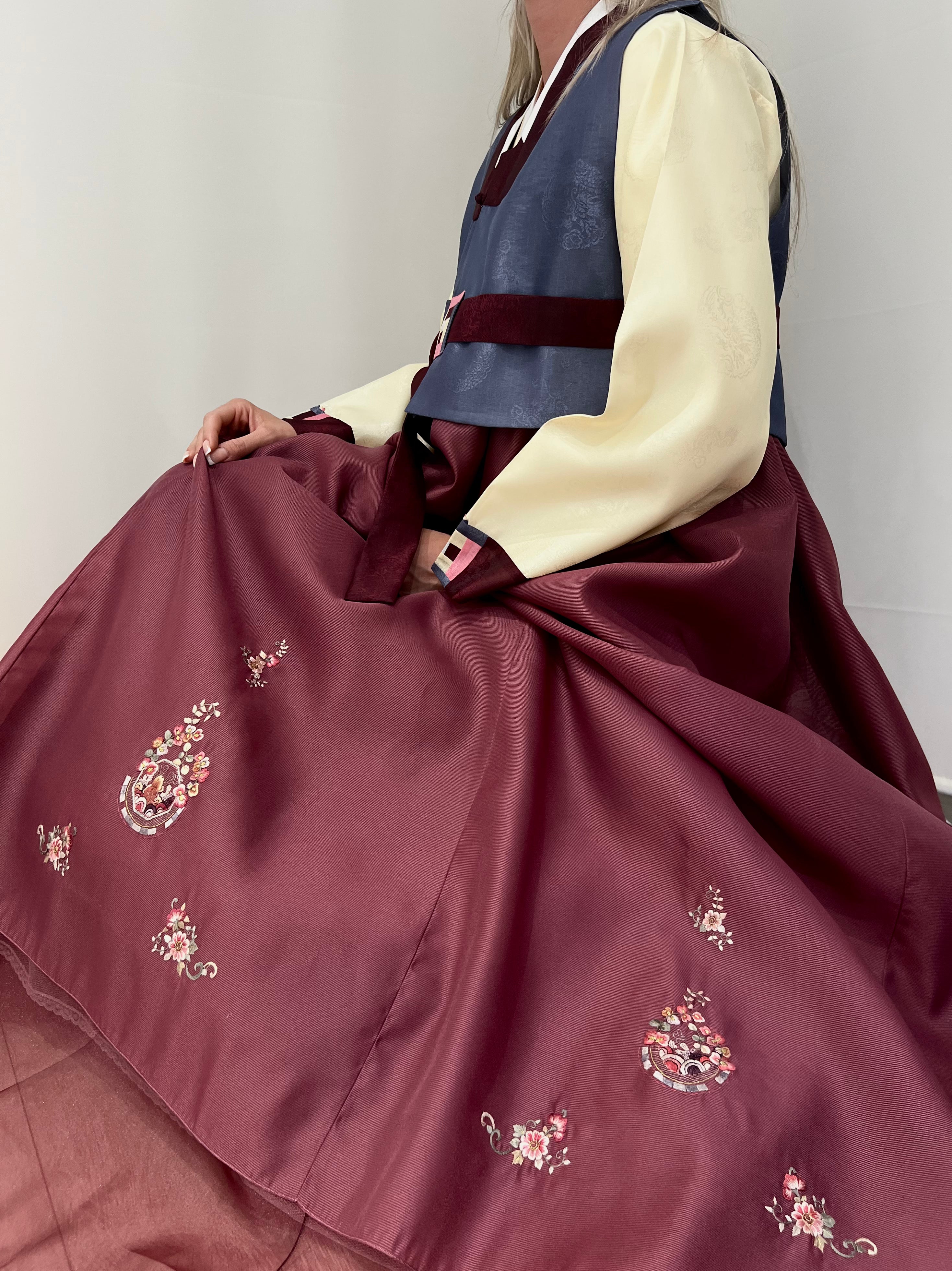 Hanbok rental